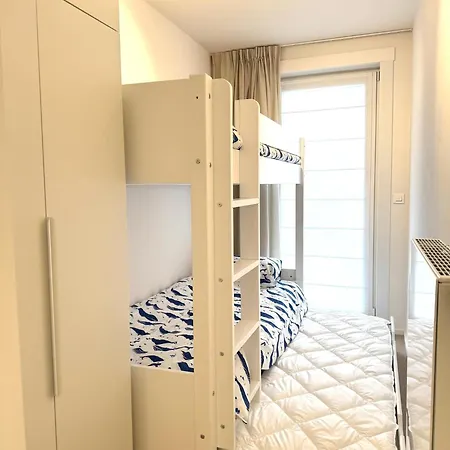 Spacious & Bright Steps From The In * Knokke-Heist